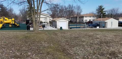 828 Lilybud Ct, Ballwin, MO 63011 photo 25