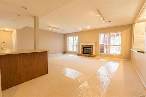 152 Brighthurst Dr, Chesterfield, MO 63005 photo 32