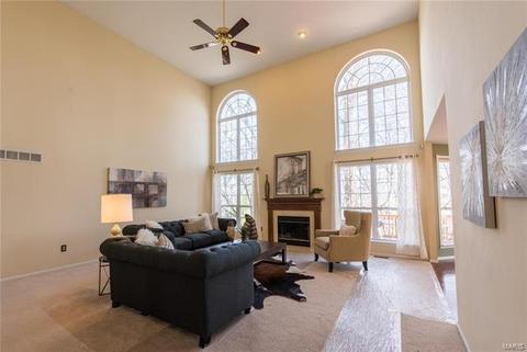 152 Brighthurst Dr, Chesterfield, MO 63005 photo 8