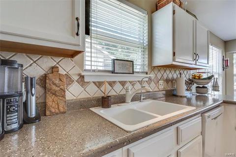 840 Molloy Dr, O'fallon, MO 63366 photo 11