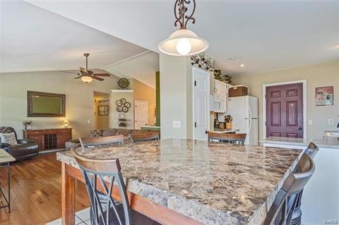 840 Molloy Dr, O'fallon, MO 63366 photo 9