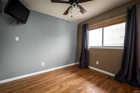 400 Palermo, Ballwin, MO 63021 photo 17