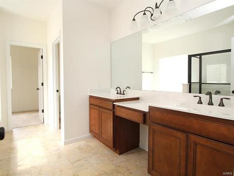 17660 Trailmark Ct, Eureka, MO 63025 photo 11