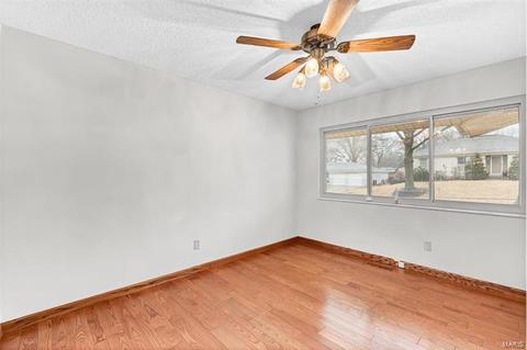 812 Wayfarer Dr, Manchester, MO 63021 photo 17