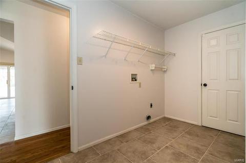 5529 Hennsley Cir, Weldon Spring, MO 63304 photo 40