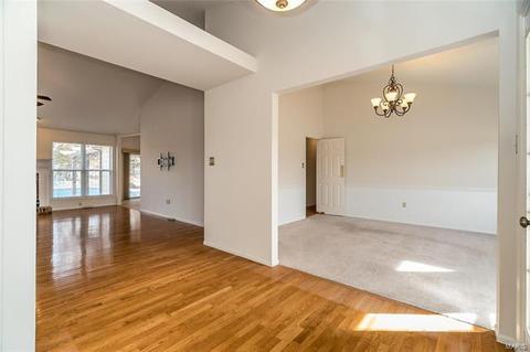 5529 Hennsley Cir, Weldon Spring, MO 63304 photo 9
