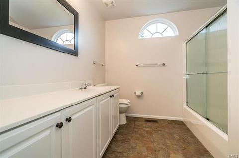 5529 Hennsley Cir, Weldon Spring, MO 63304 photo 42