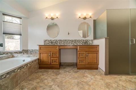5529 Hennsley Cir, Weldon Spring, MO 63304 photo 33