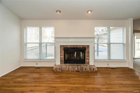 5529 Hennsley Cir, Weldon Spring, MO 63304 photo 17