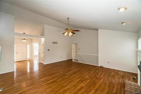 5529 Hennsley Cir, Weldon Spring, MO 63304 photo 19