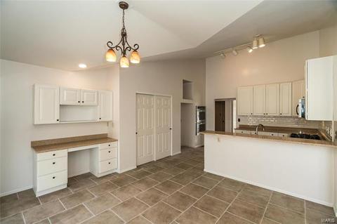 5529 Hennsley Cir, Weldon Spring, MO 63304 photo 25