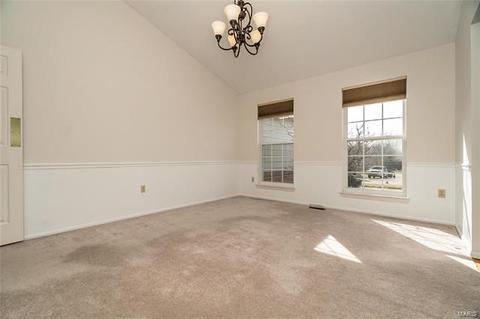 5529 Hennsley Cir, Weldon Spring, MO 63304 photo 10