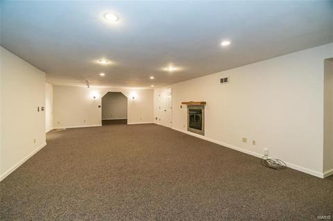 5529 Hennsley Cir, Weldon Spring, MO 63304 photo 44
