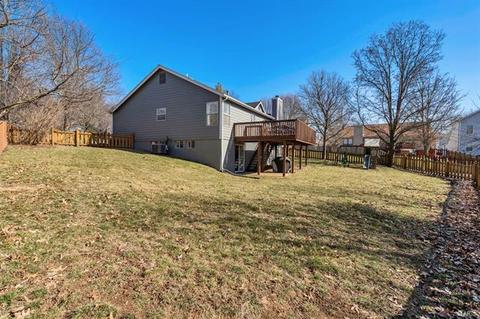 1415 Greenfield Crossing Ct, Ballwin, MO 63021 photo 38