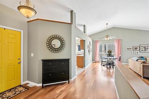 1415 Greenfield Crossing Ct, Ballwin, MO 63021 photo 4