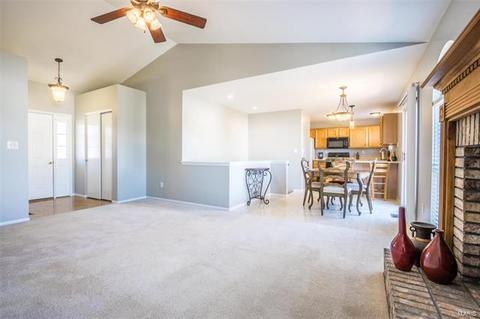 13 Old Glory Ct, O'fallon, MO 63366 photo 12