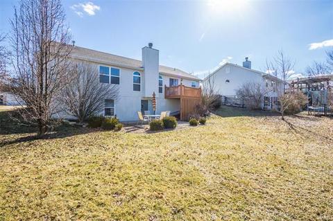 13 Old Glory Ct, O'fallon, MO 63366 photo 3