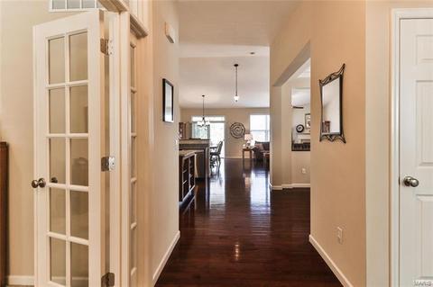 945 Summit Oaks Dr, Eureka, MO 63025 photo 5