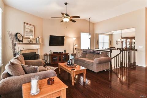 945 Summit Oaks Dr, Eureka, MO 63025 photo 23