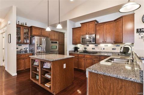 945 Summit Oaks Dr, Eureka, MO 63025 photo 18