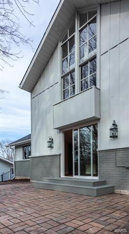403 Iron Lantern Dr, Ballwin, MO 63011 photo 4