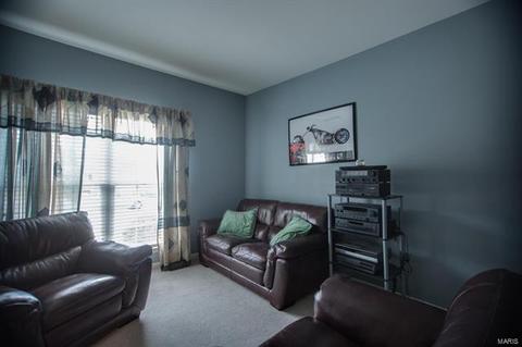 1071 Pearview Dr, Saint Peters, MO 63376 photo 14