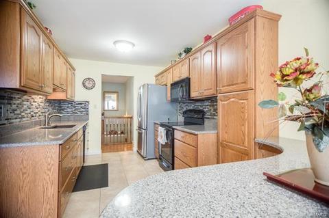 2 Spring Oaks Dr, Saint Charles, MO 63303 photo 12