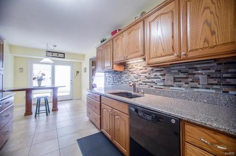 2 Spring Oaks Dr, Saint Charles, MO 63303 photo 11