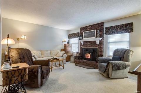 514 Oak Bridge Dr, Ballwin, MO 63021 photo 11