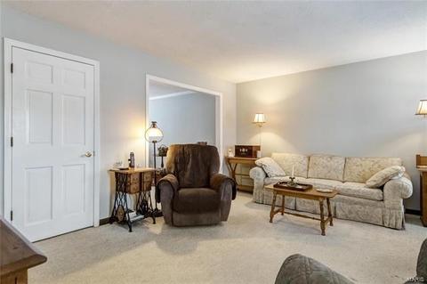 514 Oak Bridge Dr, Ballwin, MO 63021 photo 12