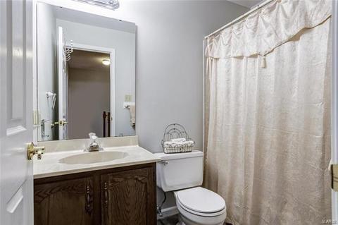 514 Oak Bridge Dr, Ballwin, MO 63021 photo 25