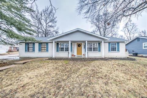 809 Wild Hickory Ln, Manchester, MO 63021 photo 1