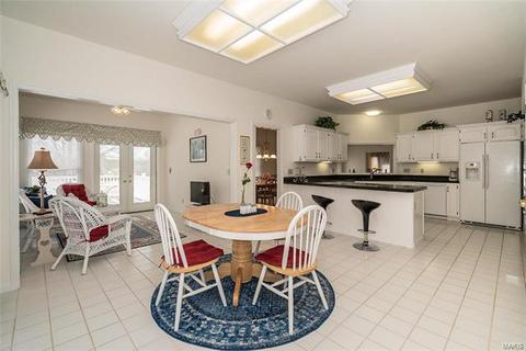 650 Clifden Dr, Weldon Spring, MO 63304 photo 17