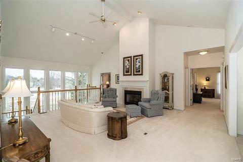 650 Clifden Dr, Weldon Spring, MO 63304 photo 4