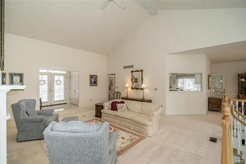 650 Clifden Dr, Weldon Spring, MO 63304 photo 7