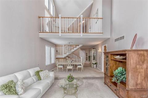 633 Highview Circle Dr, Ballwin, MO 63021 photo 10