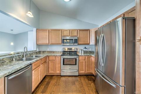 2426 Sansonnet Ln, O'fallon, MO 63368 photo 7