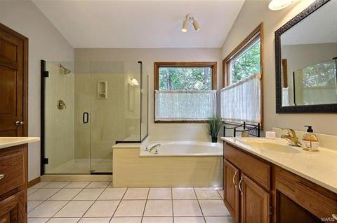 1422 Pine Ridge Estates Ct, Wildwood, MO 63021 photo 22