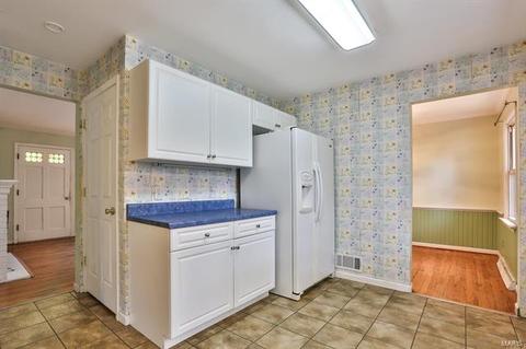 25 Cloverleaf Ln, Manchester, MO 63011 photo 7