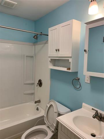 11112 Patsy, Saint Louis, MO 63123 photo 8