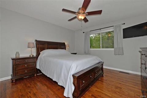 228 Saint Marys Dr, Ballwin, MO 63021 photo 14