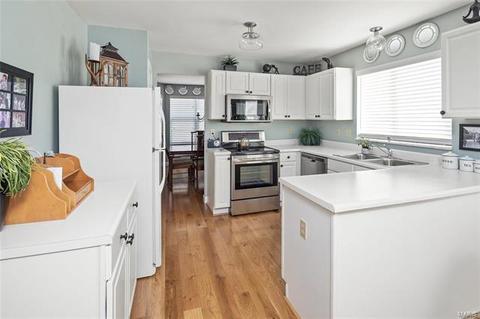 2440 Hickory Manor Dr, Wildwood, MO 63011 photo 10