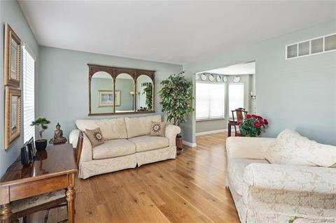 2440 Hickory Manor Dr, Wildwood, MO 63011 photo 2
