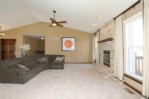 1216 Red Orchard Ct, O'fallon, MO 63368 photo 6