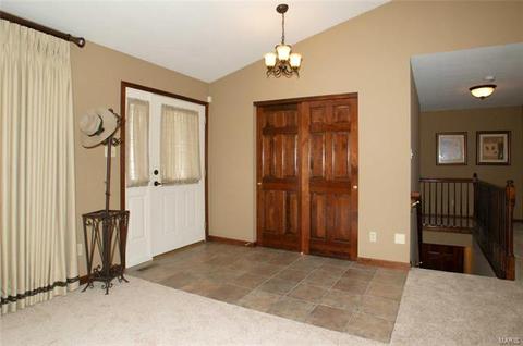 1216 Red Orchard Ct, O'fallon, MO 63368 photo 3