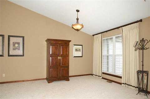 1216 Red Orchard Ct, O'fallon, MO 63368 photo 5