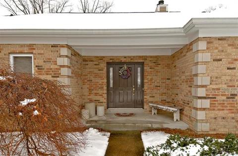 16023 Forest Valley Dr, Ballwin, MO 63021 photo 2