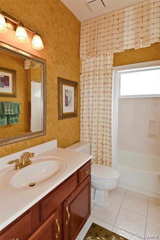 16023 Forest Valley Dr, Ballwin, MO 63021 photo 26