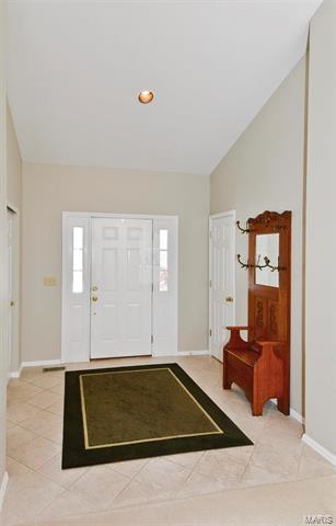 16023 Forest Valley Dr, Ballwin, MO 63021 photo 3