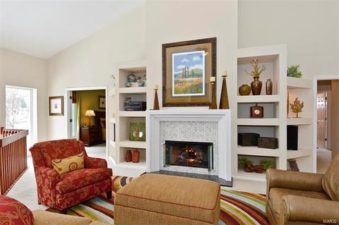 16023 Forest Valley Dr, Ballwin, MO 63021 photo 5